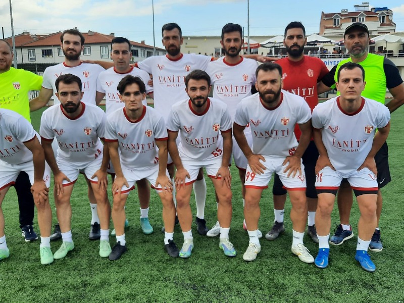  Alanyurtspor Bademlispor müsabakası dostça  bitti